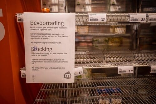Chrome wire shop shelving for multi-purpose displays