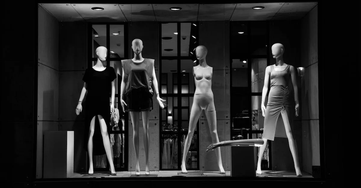 Money making mannequins