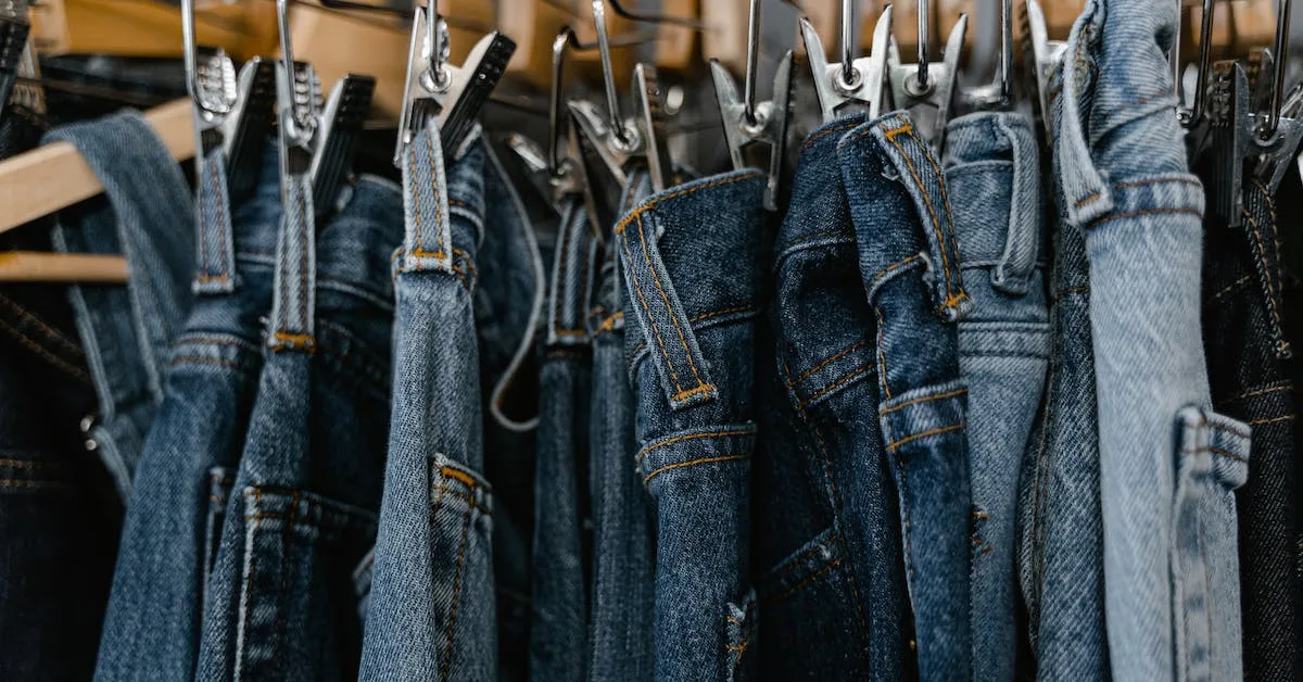 Different types of retail hangers