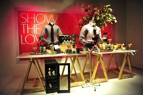 Retailers Prepare for Valentines Day