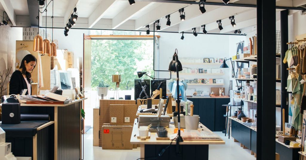 Reasons why your retail store needs wooden slatwall panels