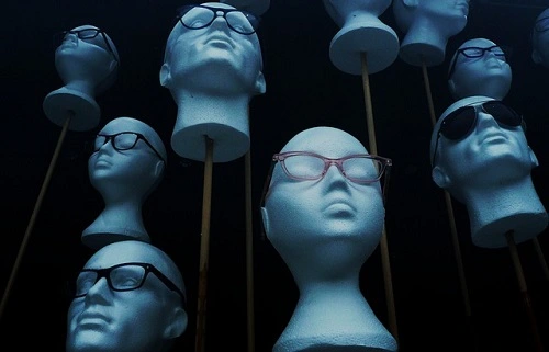 What is the best size mannequin head to buy?
