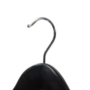 Respraying Natural Broad Wooden Hangers Into A Black Matt Finish